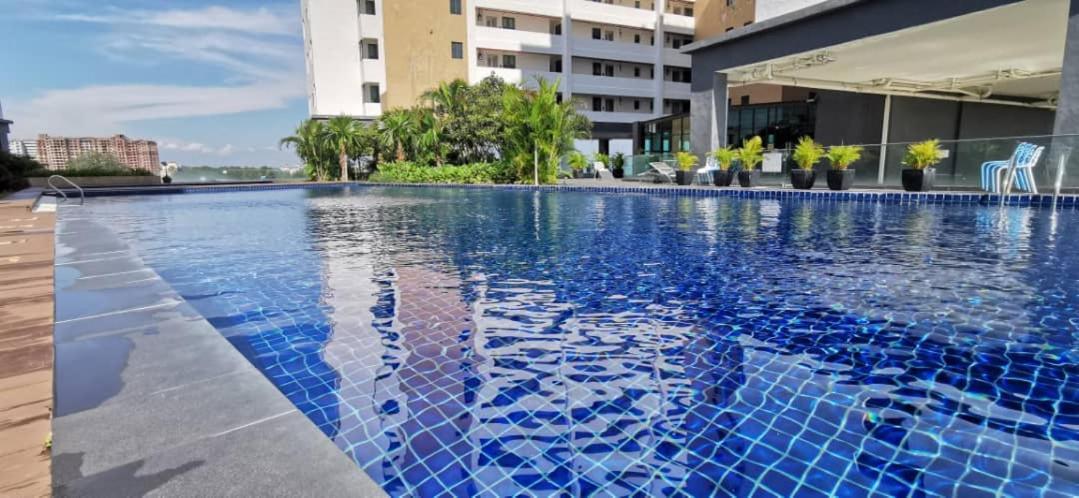 Seaview Dwharf Family Suit Private Porto Dickson Exterior foto