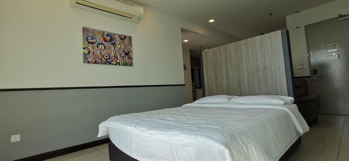 Seaview Dwharf Family Suit Private Porto Dickson Exterior foto